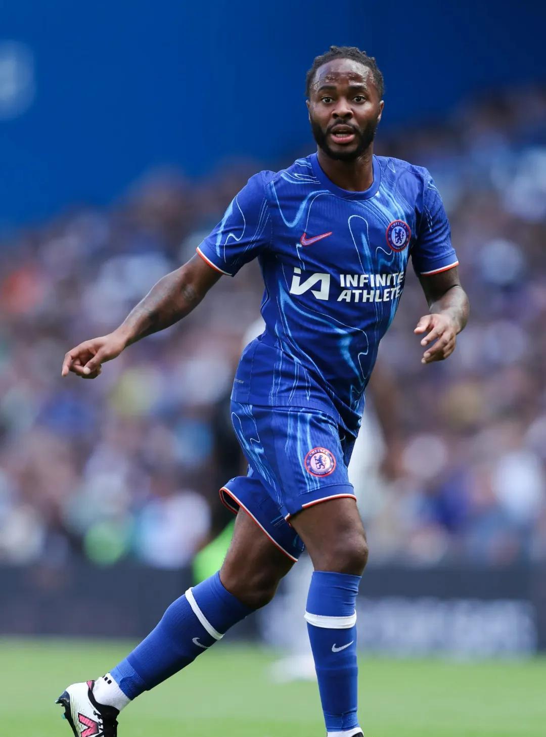 法国杯今晨走向成谜；切尔西官宣签约；赛场秩序良好；训练强度明显提升的简单介绍