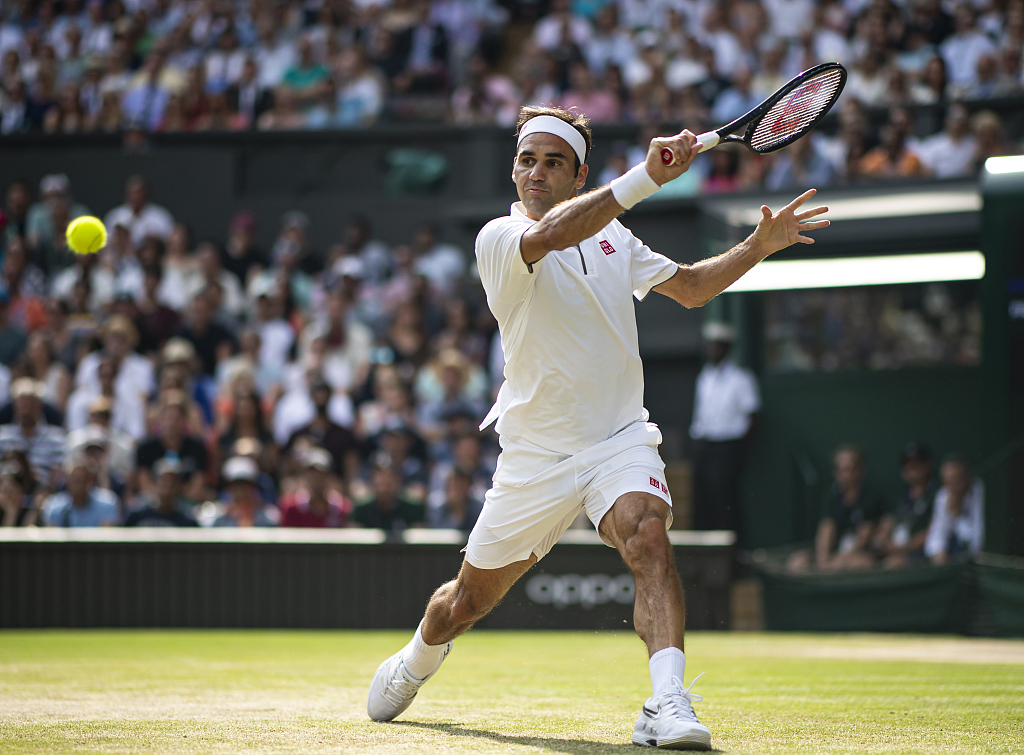 包含瓦伦西亚赛后再遭质疑莱比锡远射贴柱备战西甲，媒体一致点评：费德勒赛事官方发布夺冠新规的词条